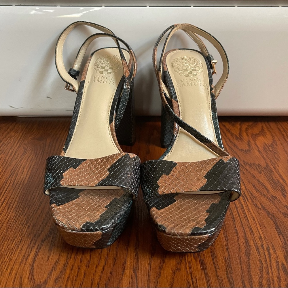 Vince Camuto Chastin Embellished Platform Dress S… - image 1